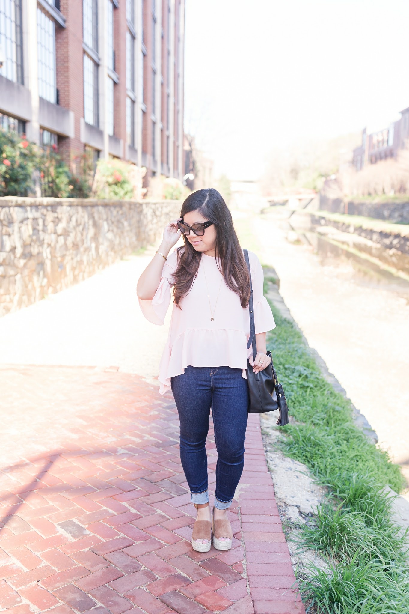 Some Spring Favorites - Pink Ruffles + The Ted Baker Bucket Bag - Stylista Esquire - @Stylistaesquire