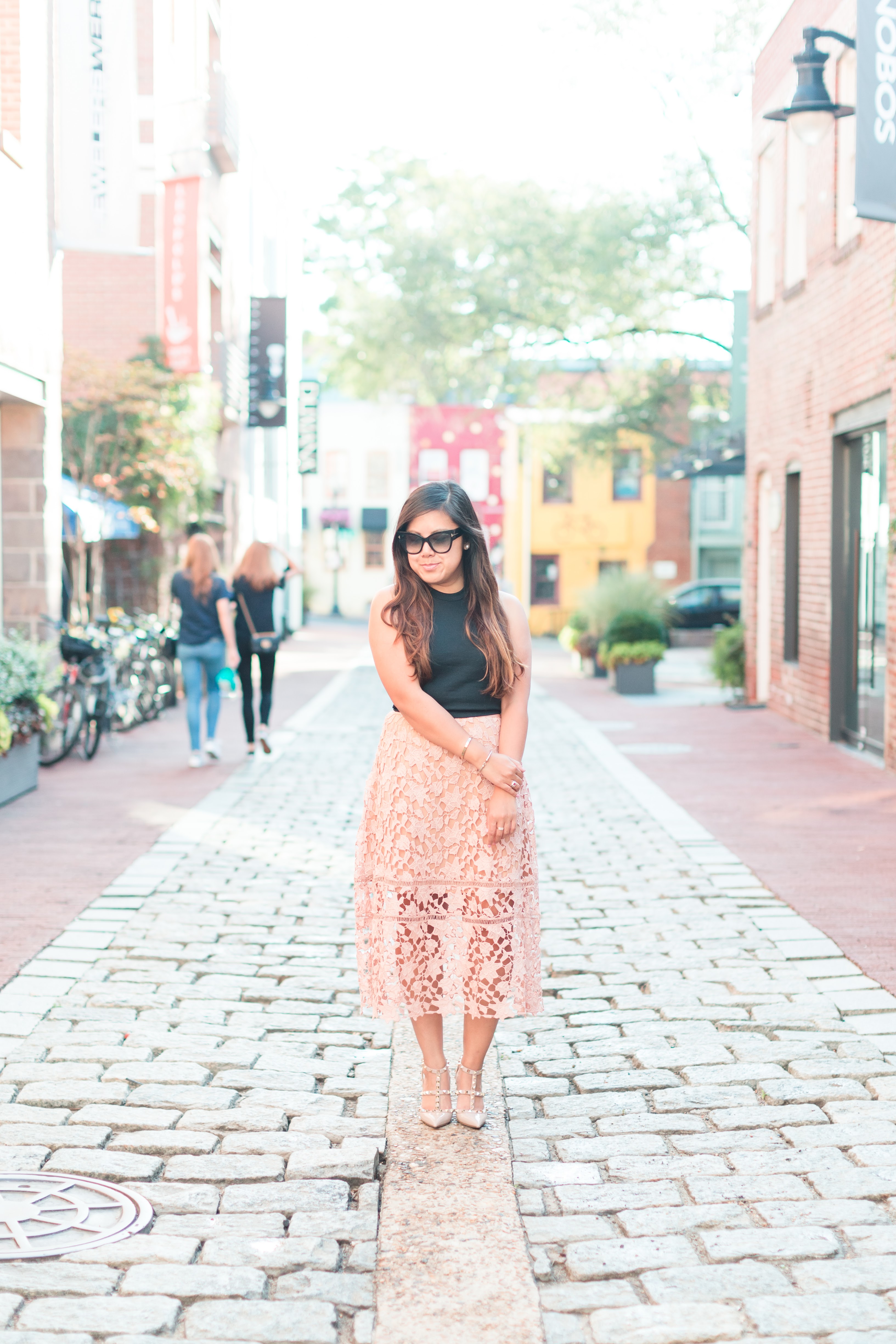 Missguided Pink Crochet Skirt - Stylista Esquire - @stylistaesquire