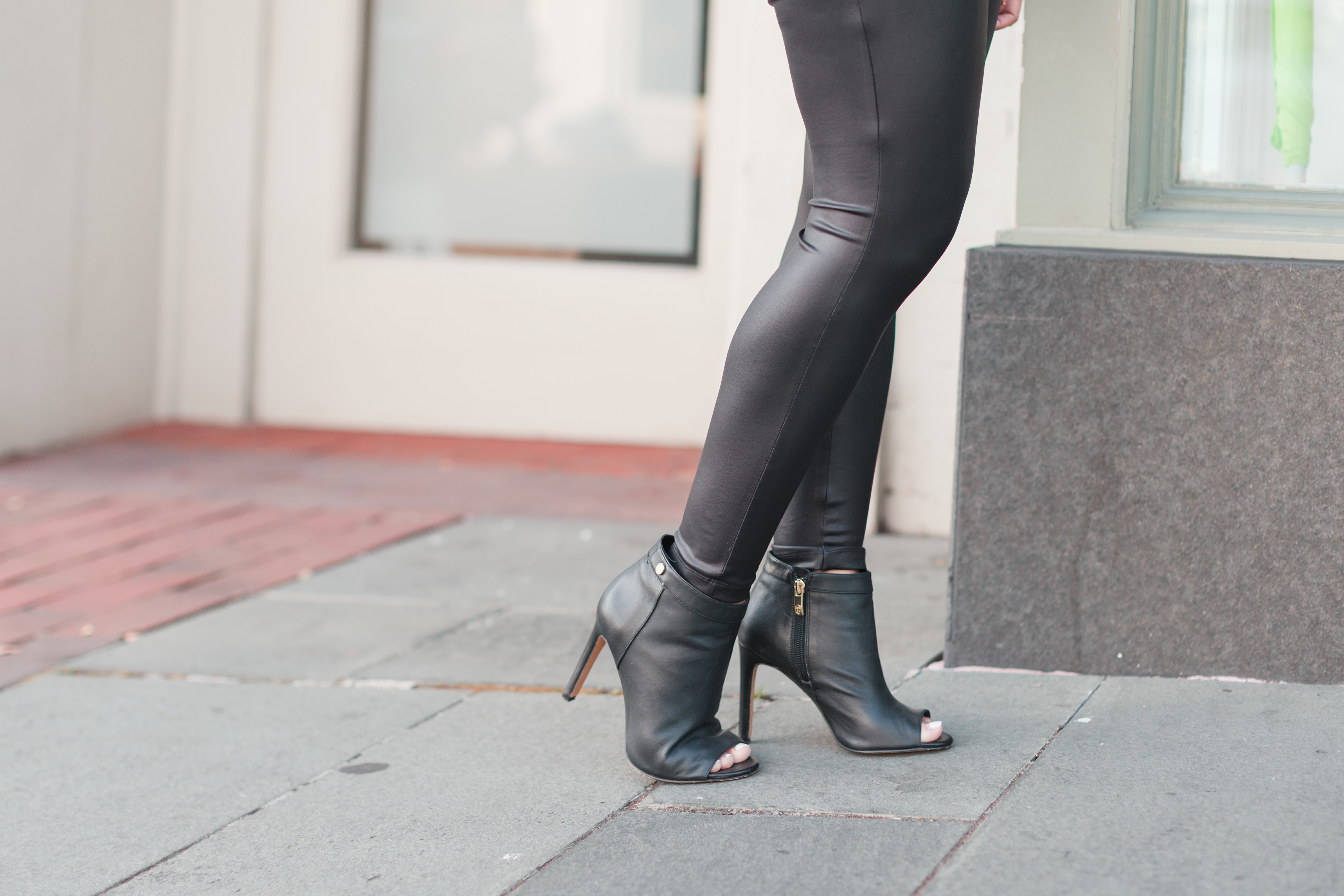 Vince Camuto Booties - Stylista Esquire - @stylistaesquire