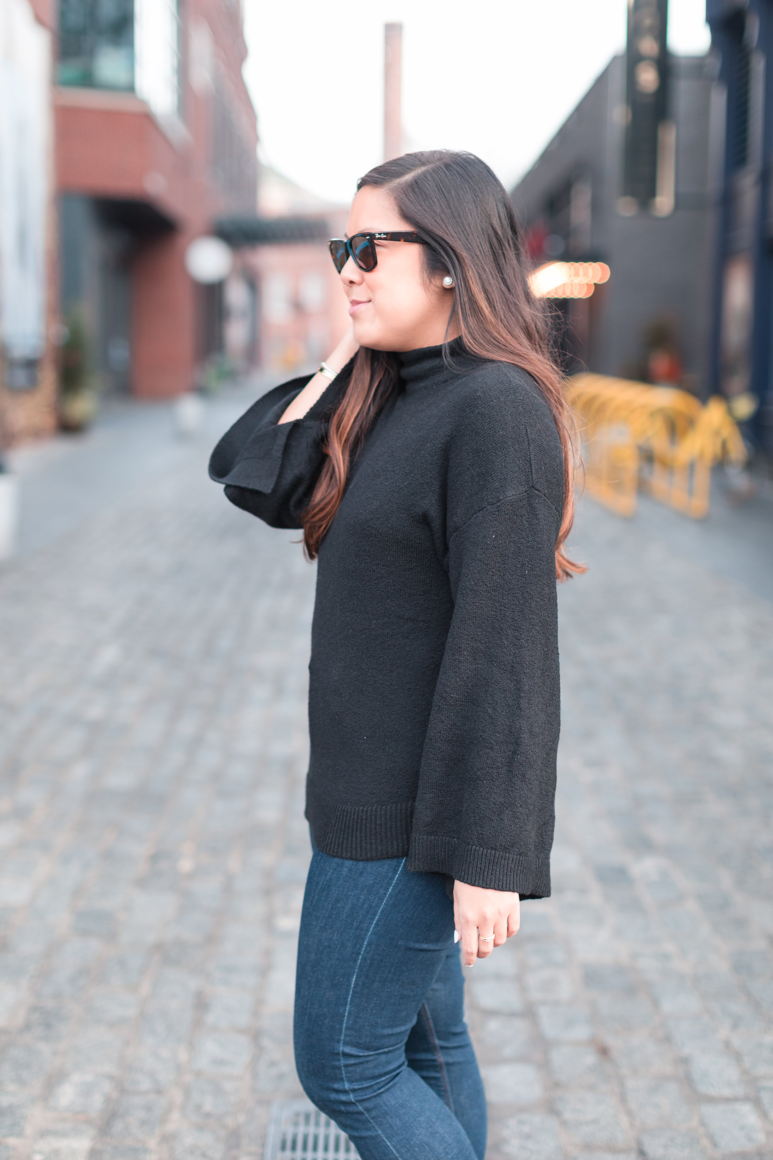 Mock Neck Sweater - Stylista Esquire - @stylistaesquire